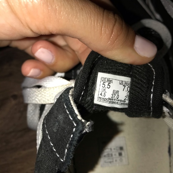 Vans shoes - Picture 3 of 3